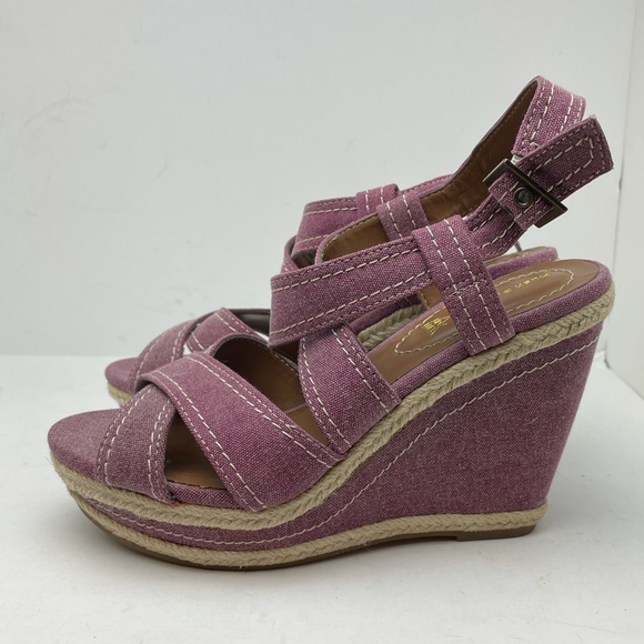 ✨Hush Puppies Lavender Strappy Wedge Sandals - Picture 2 of 6